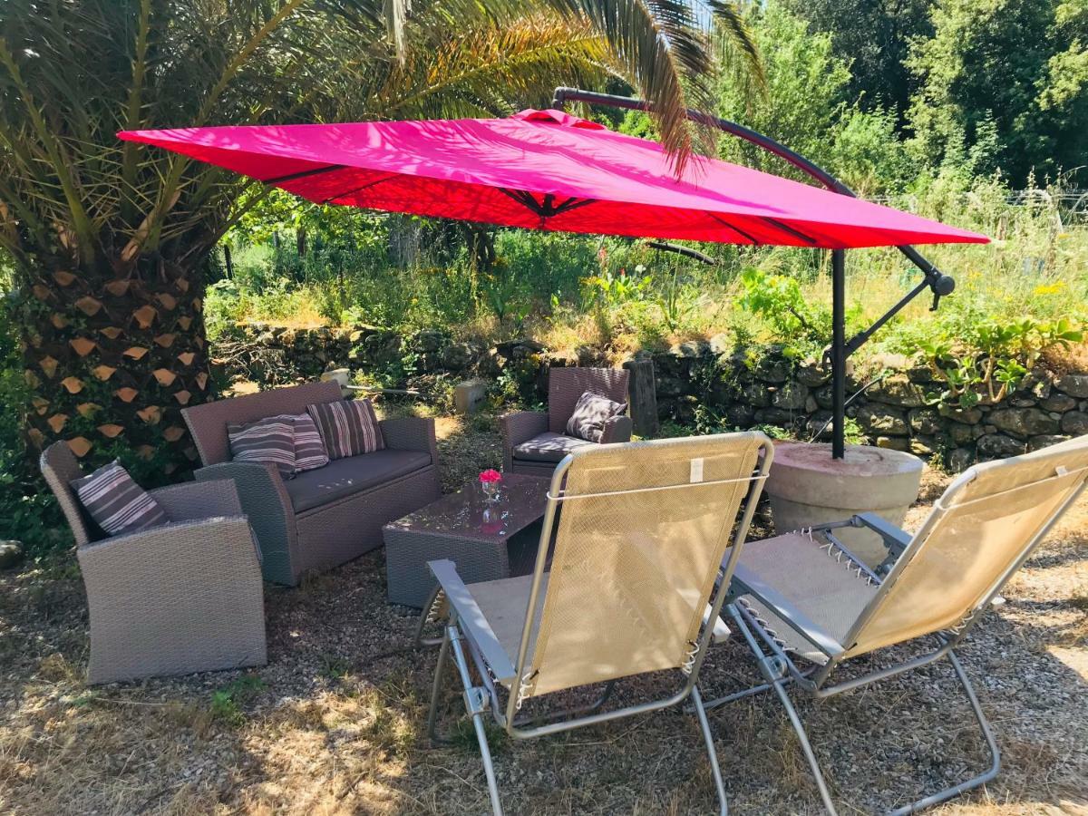 Gite U Licetu A La Campagne Oreta Bagian luar foto