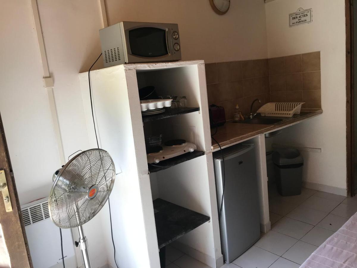 Gite U Licetu A La Campagne Oreta Bagian luar foto